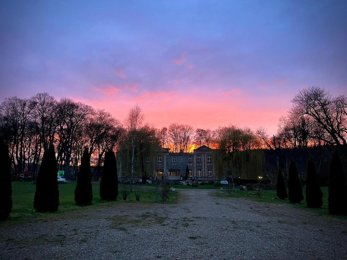 Agroturystyka Hotel Noclegi Palac Camping Wałcz Kültér fotó